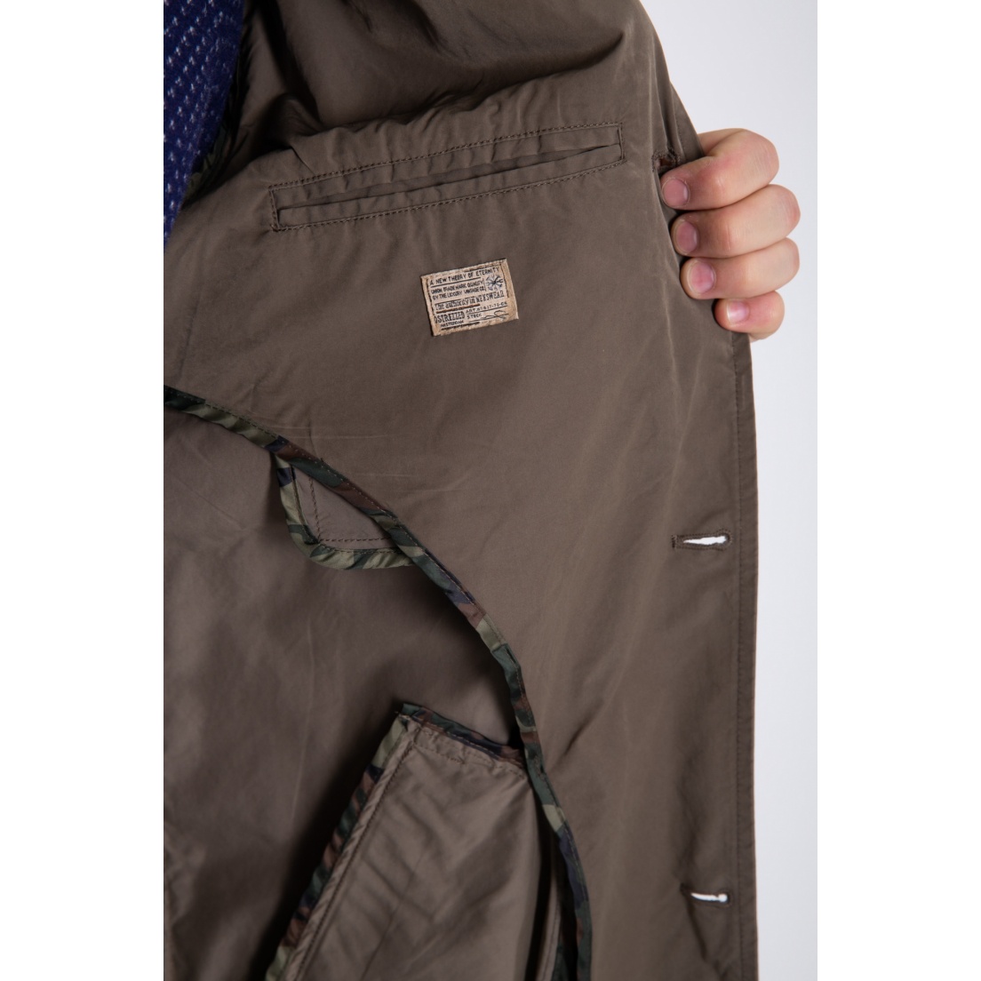 ПАЛЬТО DSTREZZED TRENCHCOAT MICRO NYLON BROWN фото 5