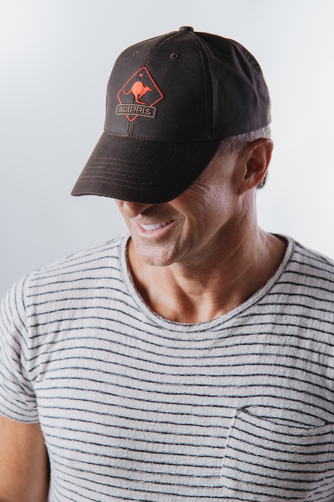 Кепка 001H10 SCIPPIS OILSKIN - Brown фото 3